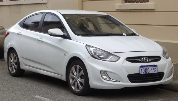 Hyundai Accent 2011–2017