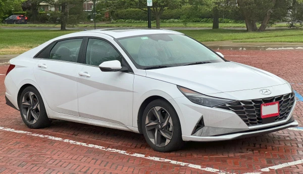 Hyundai Elantra 2022+