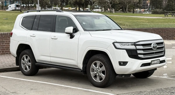 Toyota Land Cruiser 2022+