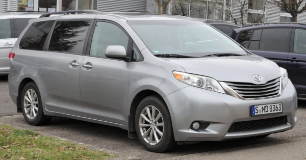 Toyota Sienna 2010–2020