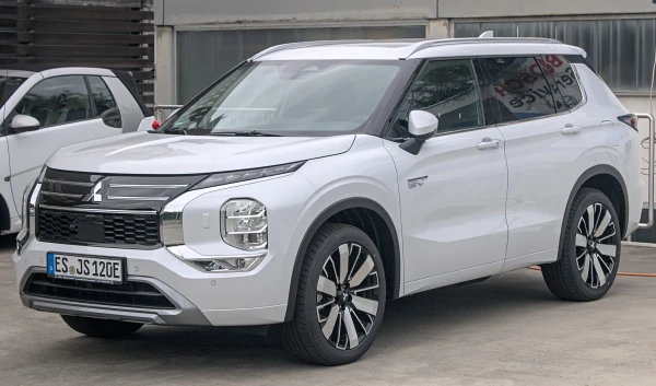 Mitsubishi Outlander 2025+