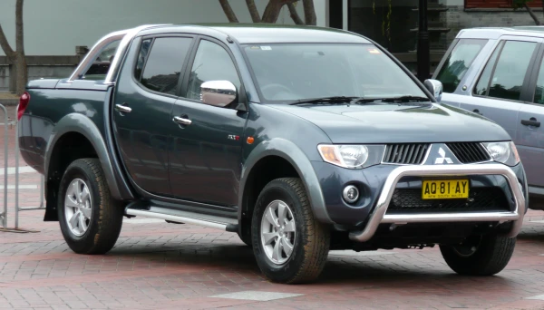 Mitsubishi Triton 2008–2014