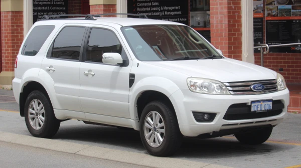 Ford Escape 2008–2013