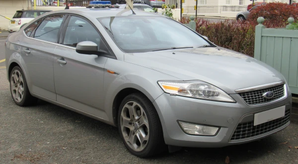 Ford Mondeo 2009–2012