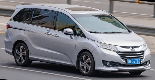 Honda Odyssey 2015–2018
