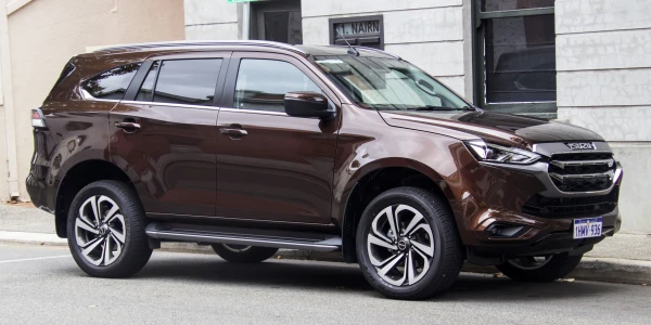 Isuzu mu-X 2022+