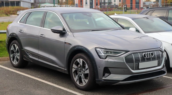 Audi Q8 e-tron 2024+