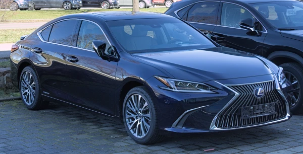 Lexus ES 2019+