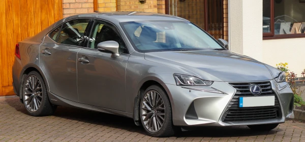 Lexus IS 2014+