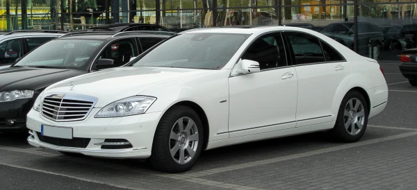 Mercedes-Benz S-Class 2006–2013
