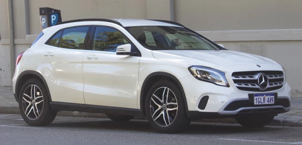 Mercedes-Benz GLA 2015–2020