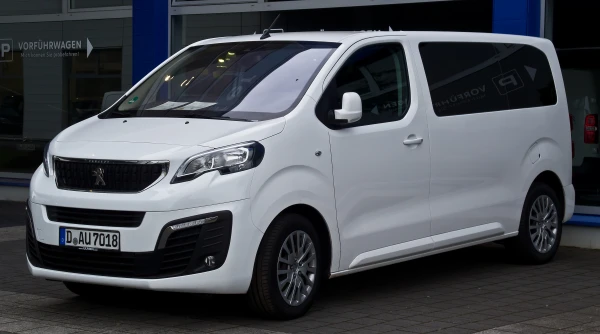 Peugeot Traveller 2019+