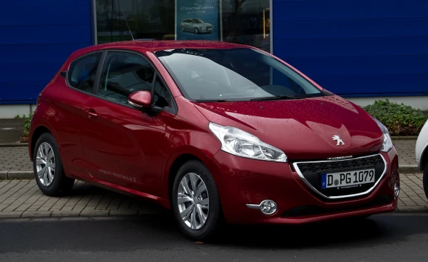 Peugeot 208 2012–2019