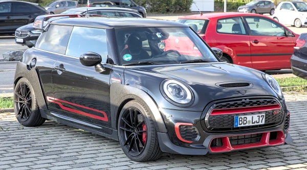 MINI Cooper 2014–2024