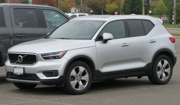 Volvo XC40 2017+