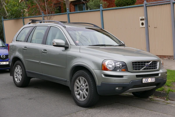 Volvo XC90 2007–2010